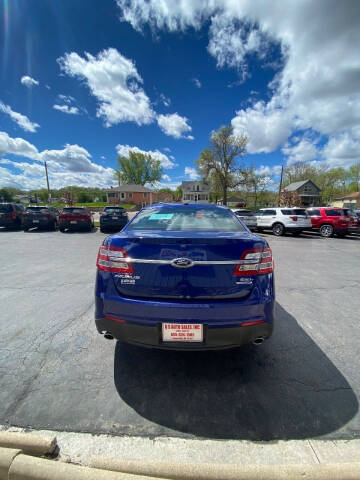 2015 Ford Taurus SEL