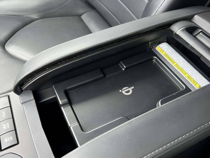 2020 Toyota Highlander Hybrid XLE