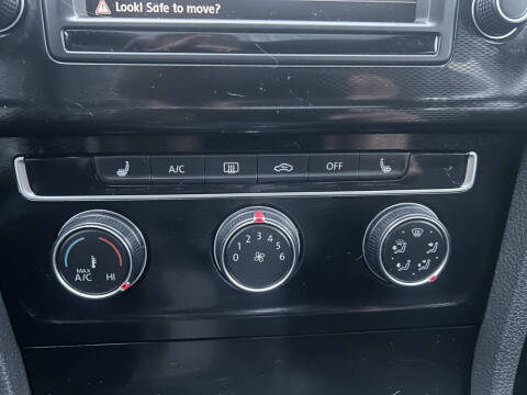 2017 Volkswagen Golf GTI Autobahn