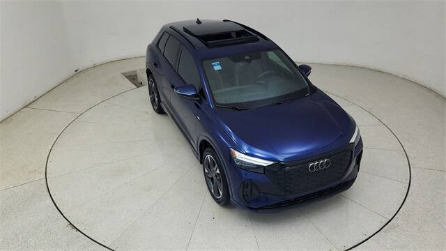 2024 Audi Q4 e-tron quattro Premium Plus 50