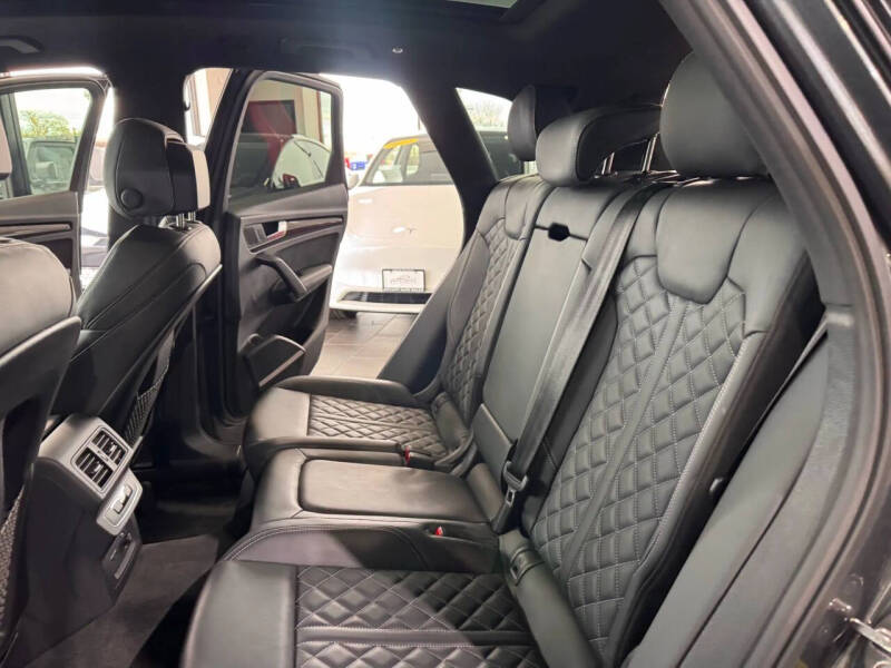 2024 Audi SQ5 3.0T quattro Premium Plus