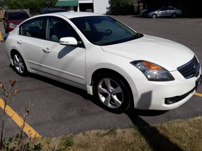 2007 Nissan Altima for sale at Midtown Motors in Beach Park IL