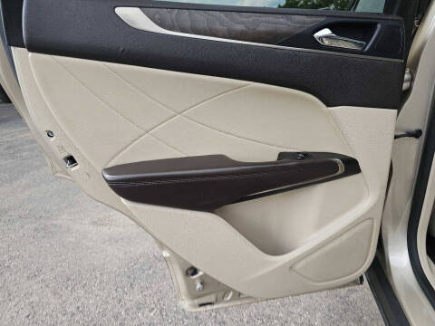 2017 Lincoln MKC Reserve