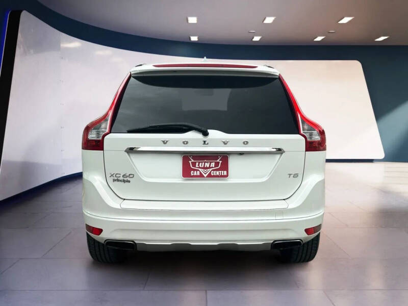 2015 Volvo XC60 T5 Drive-E Premier Plus