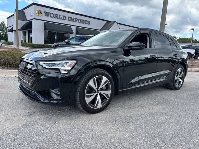 2024 Audi Q8 e-tron 4