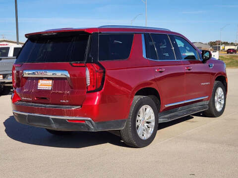 2023 GMC Yukon SLT