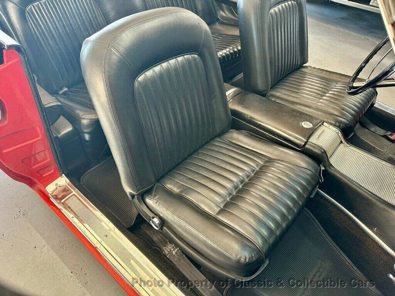 1962 Ford Thunderbird