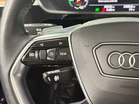 2019 Audi e-tron quattro Premium Plus