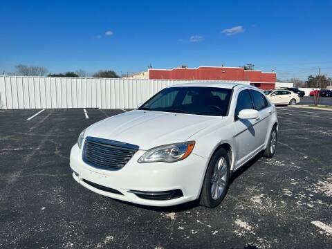 2013 Chrysler 200 for sale at Auto 4 Less in Pasadena TX