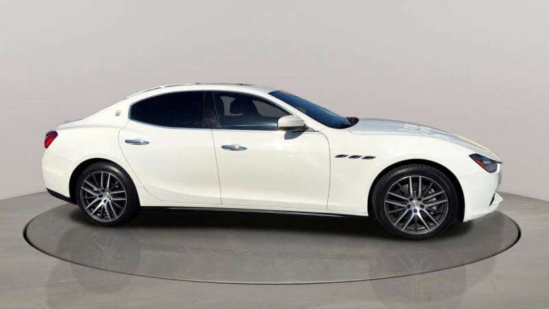 2017 Maserati Ghibli