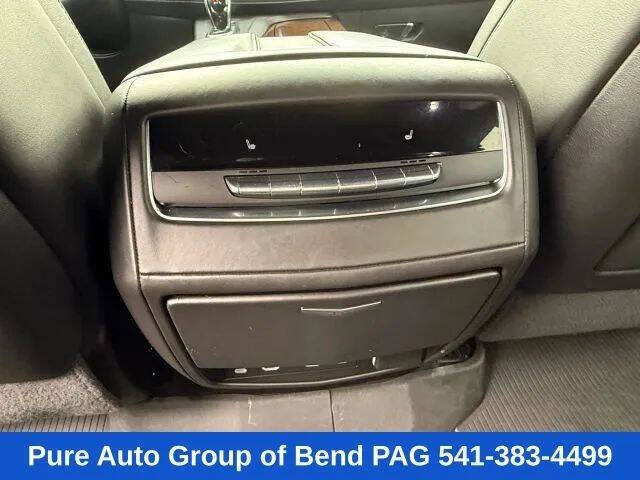 2022 Cadillac Escalade Sport Platinum