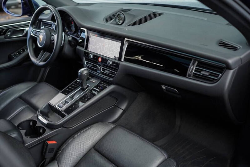 2023 Porsche Macan