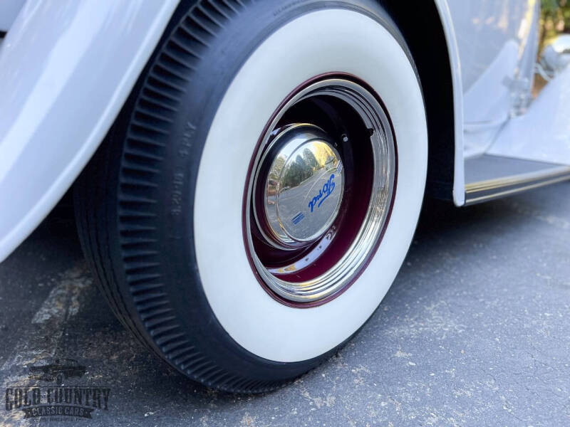 1932 Ford Roadster