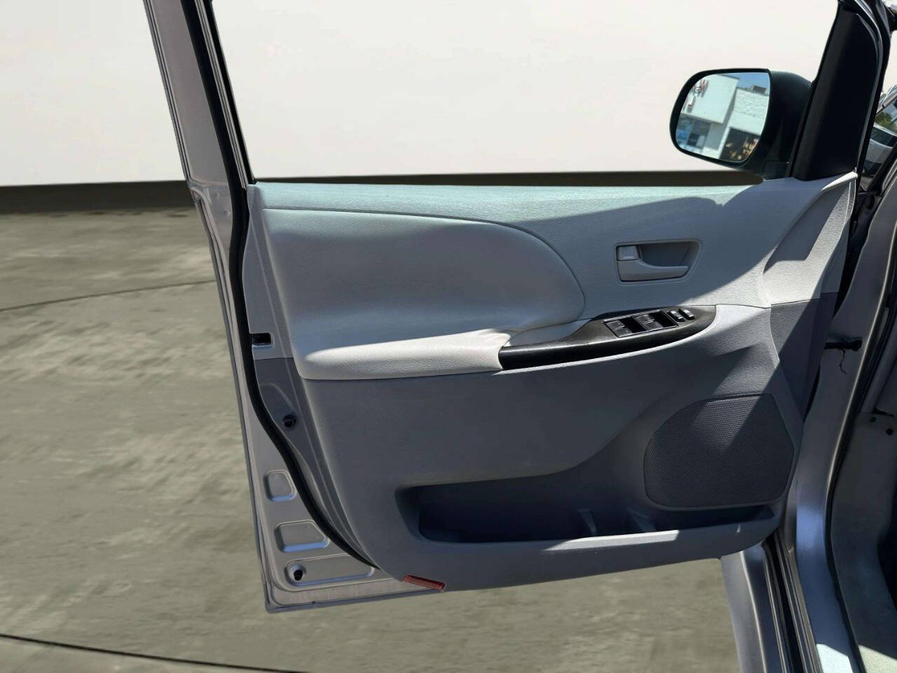 ToyotaSienna11