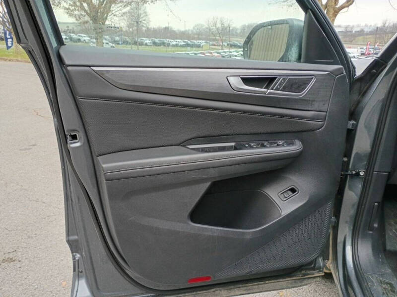 2025 Volkswagen Atlas Cross Sport SE 4Motion