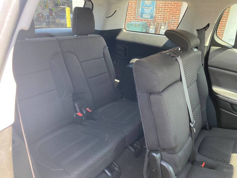 2018 GMC Acadia SLE-2