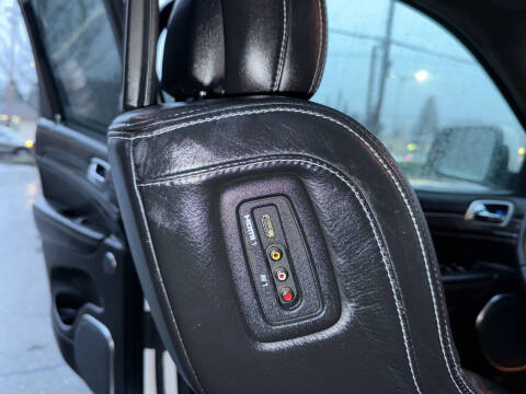 2017 Jeep Grand Cherokee SRT