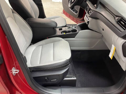 2026 Ford Escape Platinum