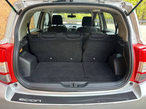 2009 Scion xD