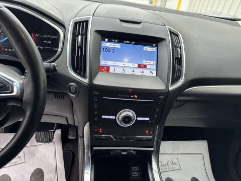 2019 Ford Edge Titanium