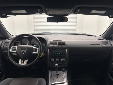 2012 Dodge Challenger SXT