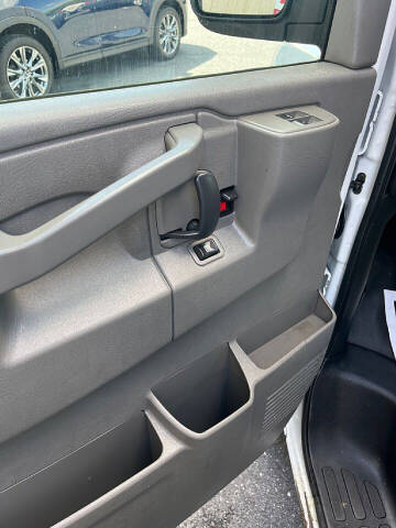 2018 Chevrolet Express 2500