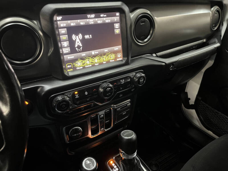 2022 Jeep Gladiator Sport S