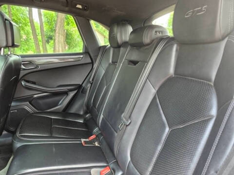 2017 Porsche Macan