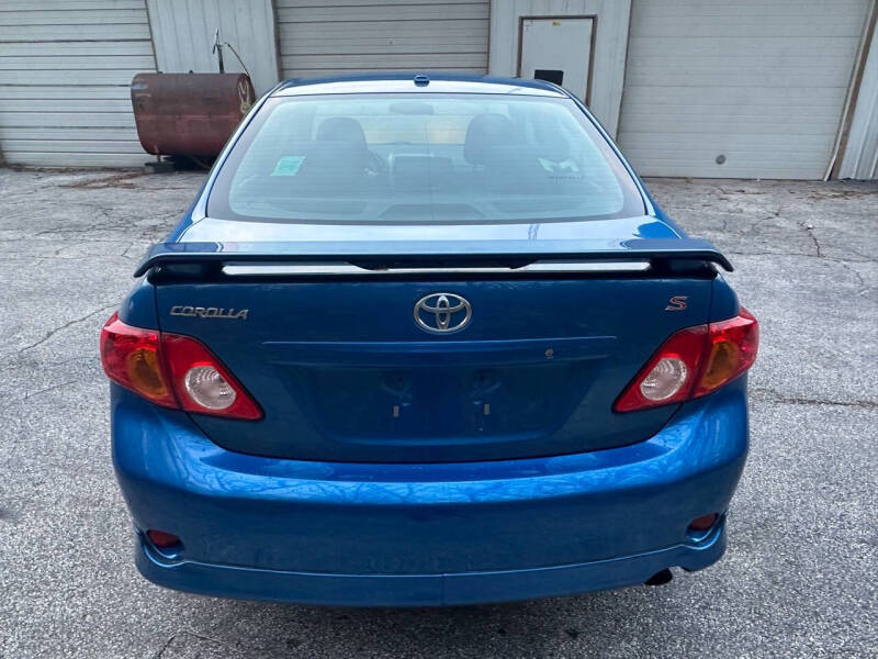 2010 Toyota Corolla S photo 37