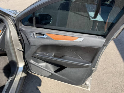 2017 Lincoln MKC Select