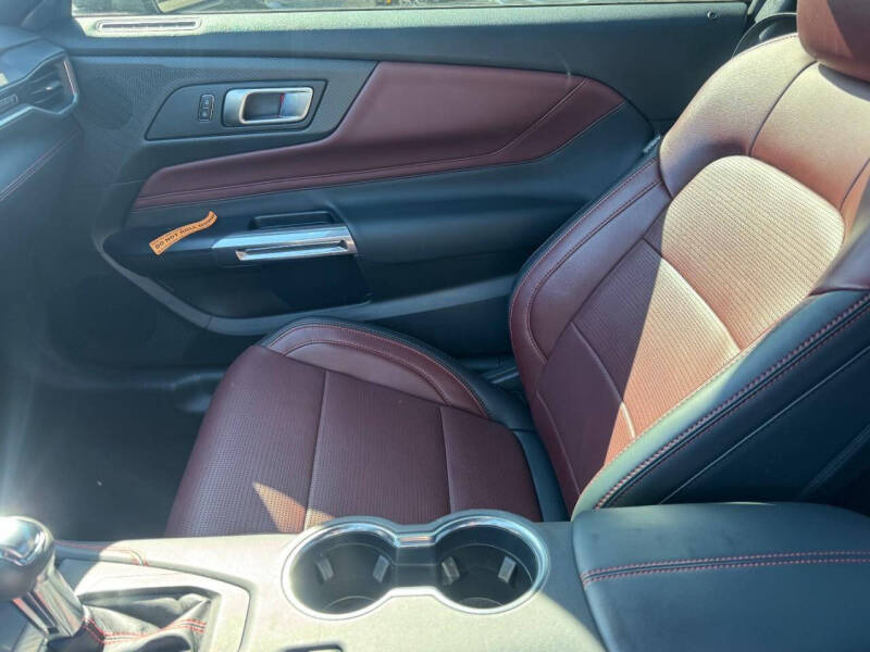 2025 Ford Mustang EcoBoost Premium