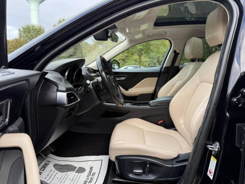 2019 Jaguar F-PACE 25t Premium