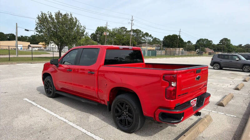 2024 Chevrolet Silverado 1500 Custom