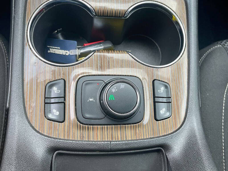 2022 GMC Acadia SLE