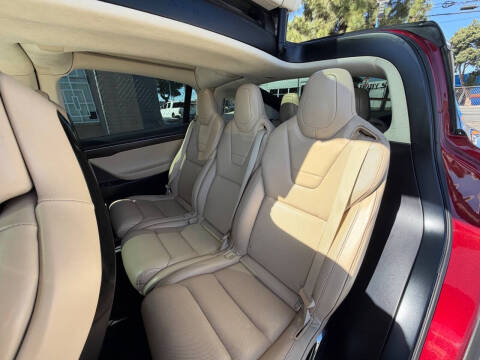 2016 Tesla Model X P90D