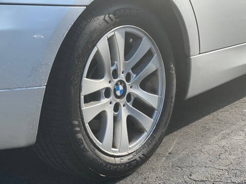 2006 BMW 3 Series 325xi