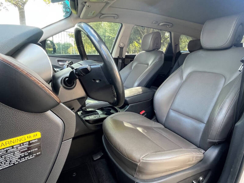 2018 Hyundai Santa Fe Limited Ultimate