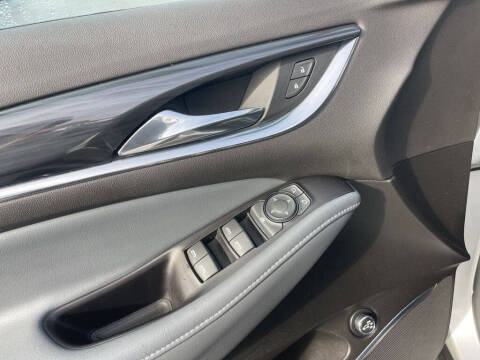 2019 Buick Enclave Essence