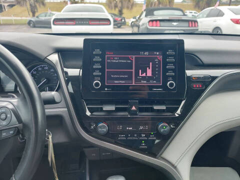 2022 Toyota Camry SE