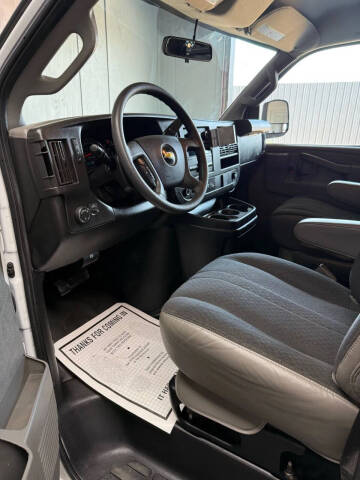 2019 Chevrolet Express 2500