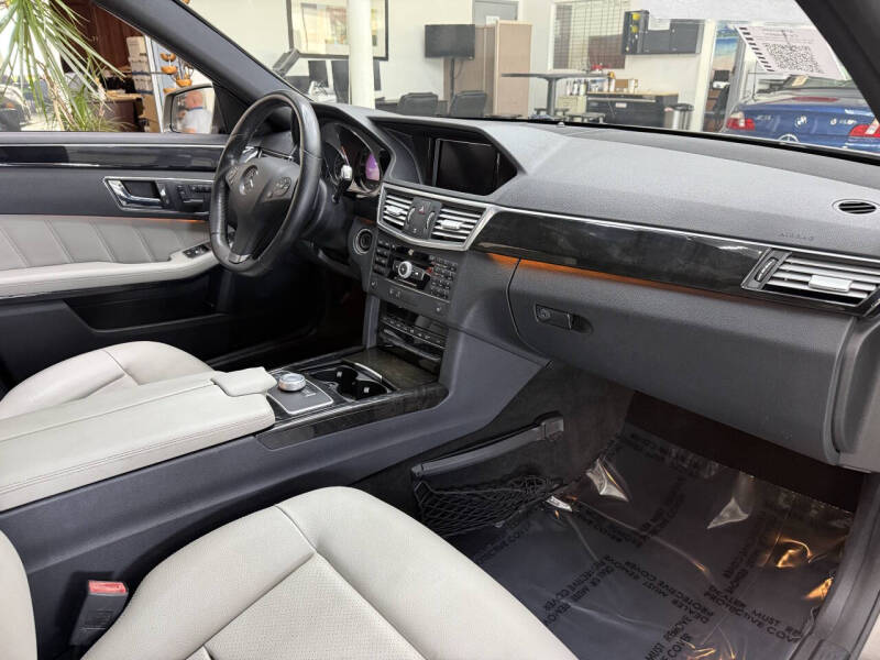 2010 Mercedes-Benz E-Class