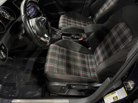 2015 Volkswagen Golf GTI S