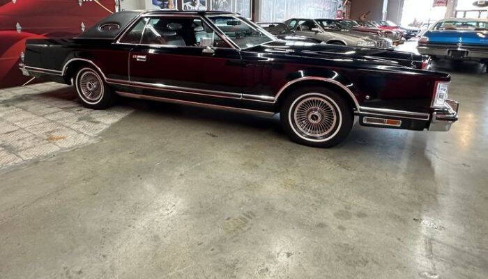 1979 Lincoln Mark V