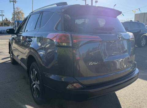 2018 Toyota RAV4 LE