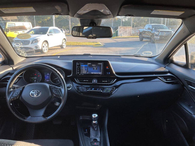 2018 Toyota C-HR XLE Premium