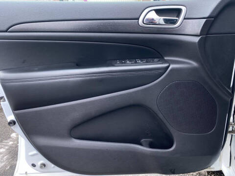 2017 Jeep Grand Cherokee Altitude