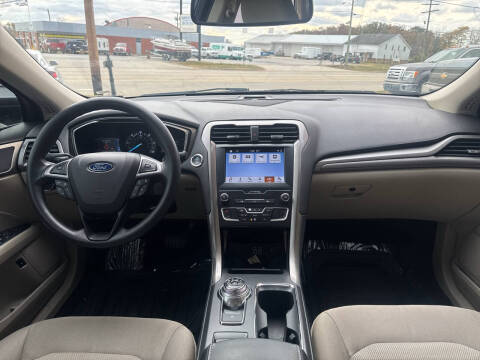 2019 Ford Fusion Hybrid SE