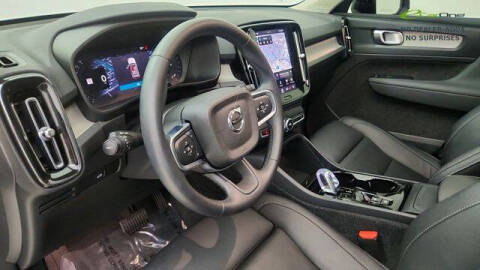 2026 Volvo XC40 B5 Plus