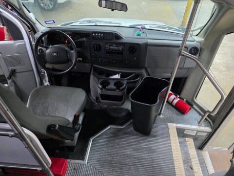 2016 Ford E-Series