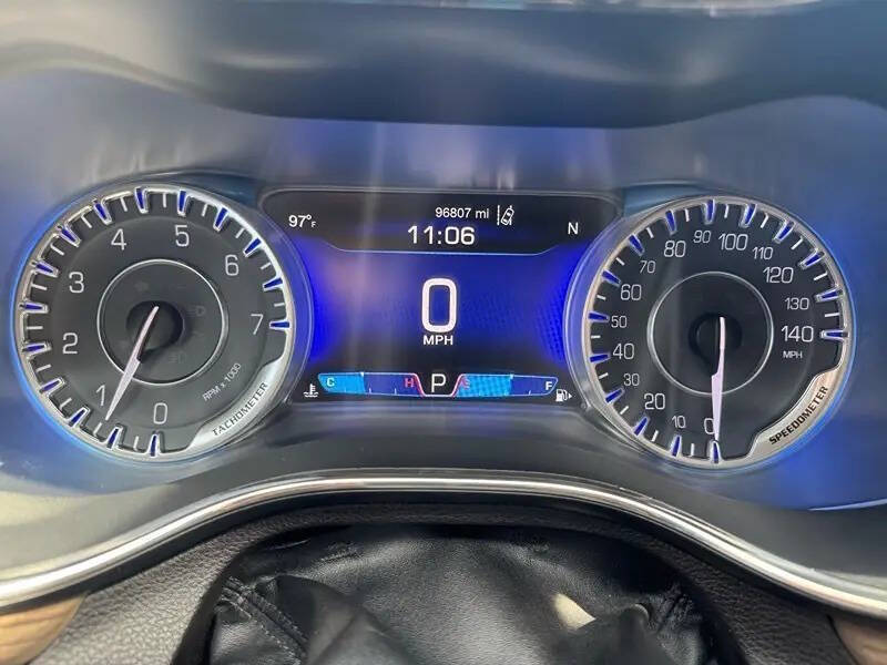 2015 Chrysler 200 C